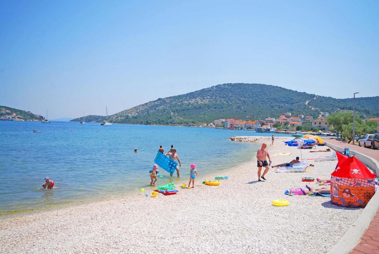 Olive Tree - House With Pool Villa Vinišće Екстериор снимка