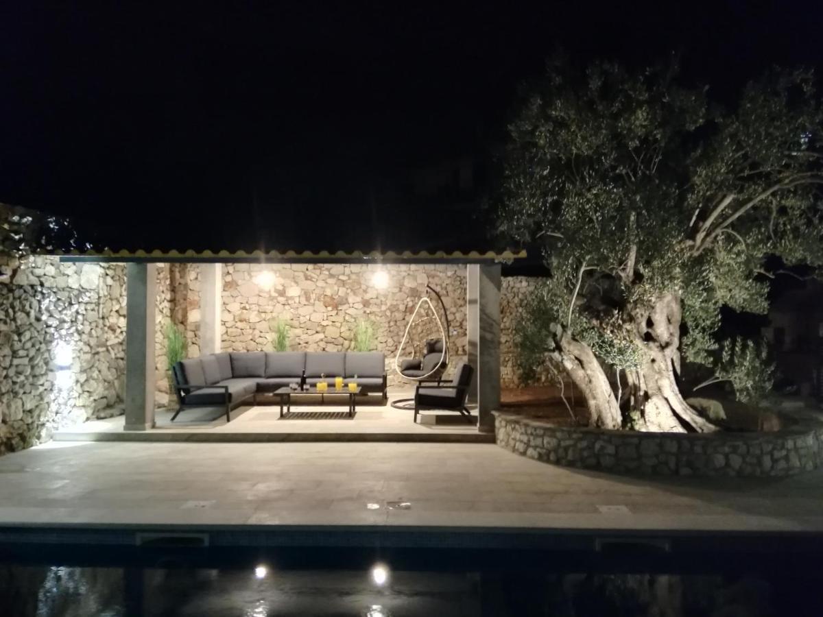 Olive Tree - House With Pool Villa Vinišće Екстериор снимка